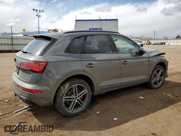 ✅ 2025 Audi Q5 S line Premium Plus • VIN: WA1E2AFY7S2038376 • Lot: 51579985. Listed on Copart with Not provided. Free auction sales archive from the USA and detailed vehicle history report at DreamBid. Image 3.