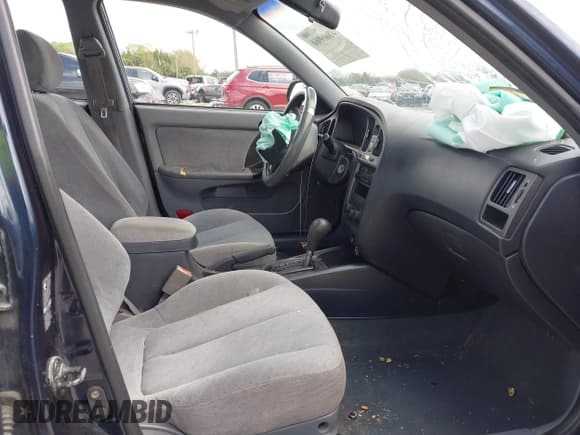 ✅ 2005 Hyundai Elantra GLS • VIN: KMHDN46D35U994496 • Lot: 41609960. Wystawiony na IAAI z przebiegiem 142 485 mil. Bezpłatny archiwum sprzedaży aukcyjnych z USA i szczegółowy raport historii pojazdu na DreamBid. Zdjęcie 5.