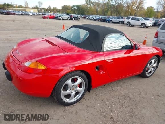 ✅ 2001 Porsche Boxster S • VIN: WP0CB29881U661491 • Lot: 43477901. Listed on IAAI with 41,872 mi. Free auction sales archive from the USA and detailed vehicle history report at DreamBid. Image 4.