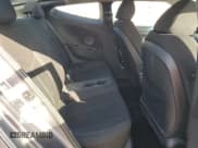 ✅ 2015 Hyundai Veloster • VIN: KMHTC6AD4FU238598 • Lot: 81875334. Wystawiony na Copart z przebiegiem 92 443 mil. Bezpłatny archiwum sprzedaży aukcyjnych z USA i szczegółowy raport historii pojazdu na DreamBid. Zdjęcie 10.