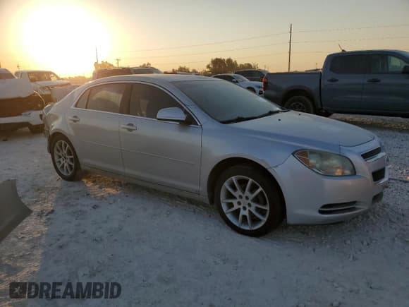 ✅ 2009 Chevrolet Malibu 1LT • VIN: 1G1ZH57B69F227636 • Lot: 75725774. Wystawiony na Copart z przebiegiem 227 326 mil. Bezpłatny archiwum sprzedaży aukcyjnych z USA i szczegółowy raport historii pojazdu na DreamBid. Zdjęcie 4.