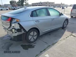 ✅ 2022 Hyundai Ioniq SE • VIN: KMHC75LC6NU266307 • Lot: 41603821. Wystawiony na IAAI z przebiegiem 47 273 mil. Bezpłatny archiwum sprzedaży aukcyjnych z USA i szczegółowy raport historii pojazdu na DreamBid. Zdjęcie 4.