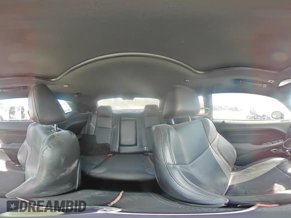 ✅ 2019 Dodge Challenger SXT • VIN: 2C3CDZAG7KH503481 • Lot: 68436784. Wystawiony na Copart z przebiegiem 42 937 mil. Bezpłatny archiwum sprzedaży aukcyjnych z USA i szczegółowy raport historii pojazdu na DreamBid. Zdjęcie 13.