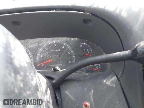 ✅ 1999 Ford F-150 • VIN: 1FTRX18W1XKB97650 • Lot: 42572056. Wystawiony na IAAI z przebiegiem Nie podano. Bezpłatny archiwum sprzedaży aukcyjnych z USA i szczegółowy raport historii pojazdu na DreamBid. Zdjęcie 7.