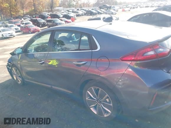 ✅ 2018 Hyundai Ioniq Limited • VIN: KMHC05LC0JU083970 • Lot: 40954180. Wystawiony na IAAI z przebiegiem 110 408 mil. Bezpłatny archiwum sprzedaży aukcyjnych z USA i szczegółowy raport historii pojazdu na DreamBid. Zdjęcie 14.
