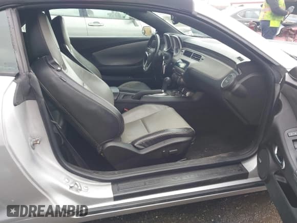 ✅ 2012 Chevrolet Camaro 2LT • VIN: 2G1FC3D33C9154969 • Lot: 43722682. Listed on IAAI with 157,576 mi. Free auction sales archive from the USA and detailed vehicle history report at DreamBid. Image 5.