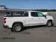 2020 Chevrolet Silverado 1500 LT z VIN 1GCRYDED8LZ172862, wystawiony jako Copart lot #80027745 z przebiegiem 114 813 mil mil oraz Szkoda całkowita • Salvage title. Historia ofert i sprzedaży dostępna na DreamBid. Obrazek 3.