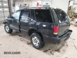 ✅ 2002 Chevrolet Blazer LS • VIN: 1GNDT13W72K232625 • Lot: 41551854. Wystawiony na IAAI z przebiegiem 123 498 mil. Bezpłatny archiwum sprzedaży aukcyjnych z USA i szczegółowy raport historii pojazdu na DreamBid. Zdjęcie 3.