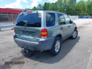 ✅ 2006 Ford Escape XLT • VIN: 1FMYU93156KB79094 • Lot: 42240986. Wystawiony na IAAI z przebiegiem 201 966 mil. Bezpłatny archiwum sprzedaży aukcyjnych z USA i szczegółowy raport historii pojazdu na DreamBid. Zdjęcie 4.