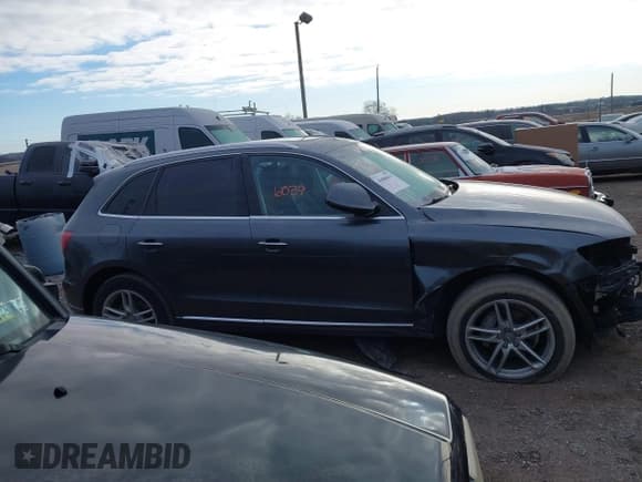✅ 2016 Audi Q5 Premium Plus • VIN: WA1L2AFP1GA052351 • Lot: 43806039. Listed on IAAI with 75,360 mi. Free auction sales archive from the USA and detailed vehicle history report at DreamBid. Image 13.