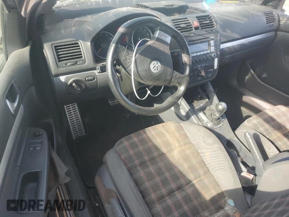 ✅ 2009 Volkswagen Golf GTI • VIN: WVWFV71K39W120163 • Lot: 55239165. Listed on Copart with 117,626 mi. Free auction sales archive from the USA and detailed vehicle history report at DreamBid. Image 8.