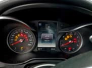 ✅ 2017 Mercedes-Benz C 300 • VIN: WDDWJ4JB5HF362659 • Lot: 93992595. Wystawiony na Copart z przebiegiem 92 617 mil. Bezpłatny archiwum sprzedaży aukcyjnych z USA i szczegółowy raport historii pojazdu na DreamBid. Zdjęcie 9.