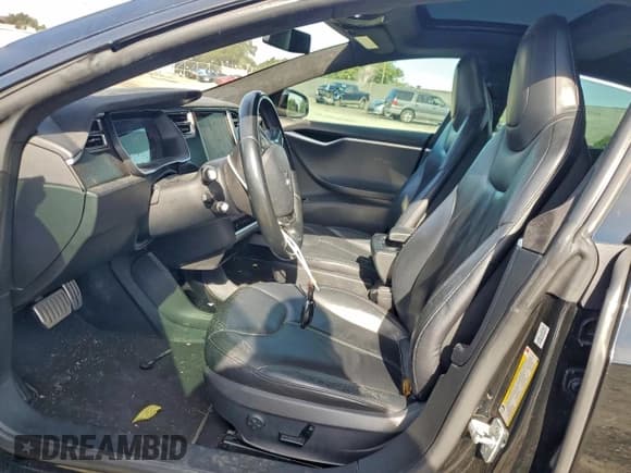 ✅ 2014 Tesla Model S 60 • VIN: 5YJSA1H11EFP49505 • Лот: 93864535. Опубликован ранее на Copart с пробегом 158 146 миль. Бесплатный доступ к архиву аукционных продаж из США и подробный отчёт об истории автомобиля на DreamBid. Изображение 7.