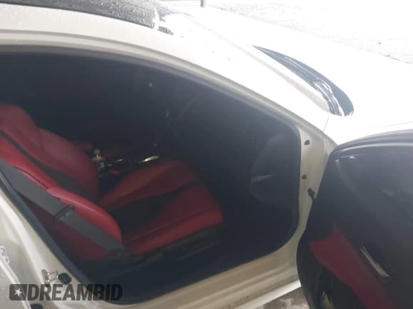 ✅ 2019 Acura ILX Premium • VIN: 19UDE2F85KA012462 • Lot: 42011935. Listed on IAAI with 39,335 mi. Free auction sales archive from the USA and detailed vehicle history report at DreamBid. Image 5.