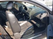 ✅ 2008 Nissan Altima S • VIN: 1N4AL24E48C175445 • Lot: 42624202. Wystawiony na IAAI z przebiegiem 200 091 mil. Bezpłatny archiwum sprzedaży aukcyjnych z USA i szczegółowy raport historii pojazdu na DreamBid. Zdjęcie 5.