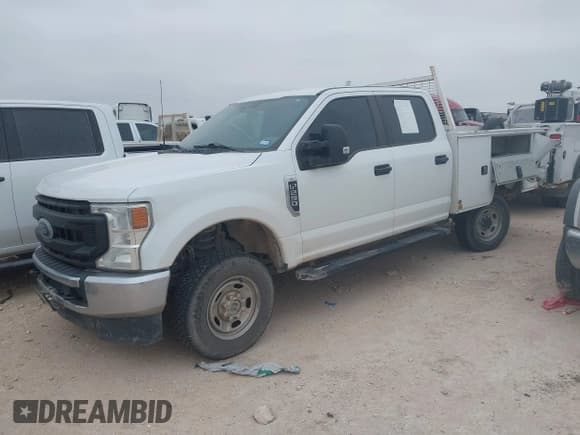 ✅ 2022 Ford F-250 XL • VIN: 1FT7W2B66NED61401 • Lot: 43822768. Listed on IAAI with 44,389 mi. Free auction sales archive from the USA and detailed vehicle history report at DreamBid. Image 2.