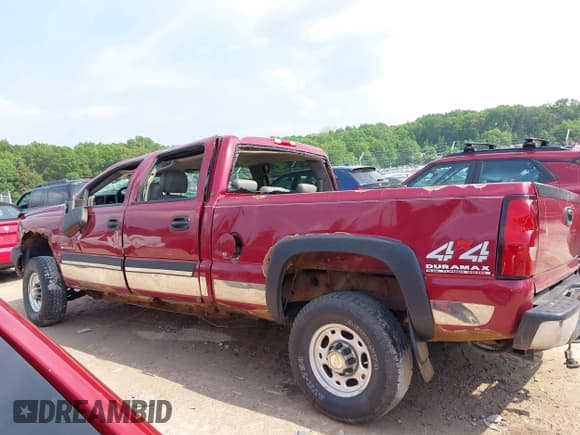 ✅ 2005 Chevrolet Silverado 2500HD LS • VIN: 1GCHK23245F897222 • Lot: 42411761. Listed on IAAI with 222,766 mi. Free auction sales archive from the USA and detailed vehicle history report at DreamBid. Image 14.