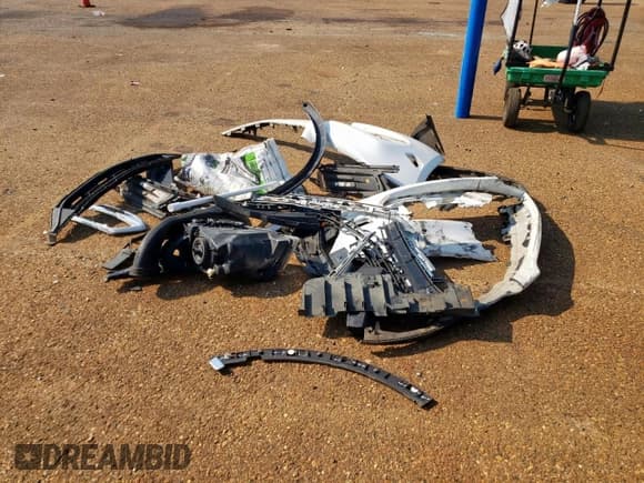 ✅ 2015 Chevrolet Cruze LT • VIN: 1G1PC5SBXF7112699 • Лот: 67854185. Опубликован ранее на Copart с пробегом 117 149 миль. Бесплатный доступ к архиву аукционных продаж из США и подробный отчёт об истории автомобиля на DreamBid. Изображение 12.