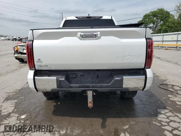 ✅ 2025 Toyota Tundra 1794 Edition • VIN: 5TFMA5DB4SX267000 • Lot: 57057735. Listed on Copart with 8,323 mi. Free auction sales archive from the USA and detailed vehicle history report at DreamBid. Image 6.