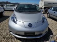 ✅ 2015 Nissan LEAF SV • VIN: 1N4AZ0CP5FC326425 • Lot: 70963675. Wystawiony na Copart z przebiegiem 40 390 mil. Bezpłatny archiwum sprzedaży aukcyjnych z USA i szczegółowy raport historii pojazdu na DreamBid. Zdjęcie 5.