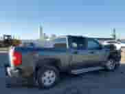 2011 Chevrolet Silverado 1500 LT z VIN 3GCPKSE30BG246861, wystawiony jako Copart lot #86717475 z przebiegiem 376 154 mil mil oraz Szkoda całkowita • Salvage title. Historia ofert i sprzedaży dostępna na DreamBid. Obrazek 3.