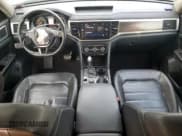 ✅ 2019 Volkswagen Atlas SEL • VIN: 1V2MR2CA8KC525895 • Lot: 87466175. Wystawiony na Copart z przebiegiem 116 674 mil. Bezpłatny archiwum sprzedaży aukcyjnych z USA i szczegółowy raport historii pojazdu na DreamBid. Zdjęcie 8.