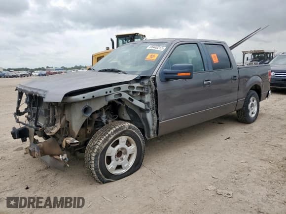 ✅ 2012 Ford F-150 XL • VIN: 1FTEW1CM4CFB08700 • Lot: 65448215. Wystawiony na Copart z przebiegiem Nie podano. Bezpłatny archiwum sprzedaży aukcyjnych z USA i szczegółowy raport historii pojazdu na DreamBid. Zdjęcie 1.