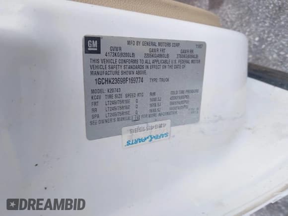 ✅ 2008 Chevrolet Silverado 2500HD LTZ • VIN: 1GCHK23698F169774 • Lot: 43274623. Wystawiony na IAAI z przebiegiem 272 098 mil. Bezpłatny archiwum sprzedaży aukcyjnych z USA i szczegółowy raport historii pojazdu na DreamBid. Zdjęcie 9.
