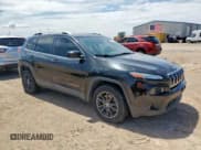 ✅ 2015 Jeep Cherokee Latitude • VIN: 1C4PJLCBXFW530928 • Лот: 69195285. Опубликован ранее на Copart с пробегом 121 180 миль. Бесплатный доступ к архиву аукционных продаж из США и подробный отчёт об истории автомобиля на DreamBid. Изображение 4.