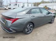 ✅ 2024 Hyundai Elantra Limited • VIN: KMHLP4DG8RU804328 • Lot: 42009743. Listed on IAAI with 4,633 mi. Free auction sales archive from the USA and detailed vehicle history report at DreamBid. Image 4.