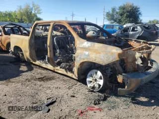 ✅ 2019 Chevrolet Silverado 1500 LT • VIN: 1GCUYDED2KZ206271 • Lot: 73236424. Wystawiony na Copart z przebiegiem Nie podano. Bezpłatny archiwum sprzedaży aukcyjnych z USA i szczegółowy raport historii pojazdu na DreamBid. Zdjęcie 4.