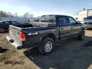 ✅ 2004 Dodge Dakota Sport • VIN: 1D7HG38K74S580630 • Lot: 46571505. Wystawiony na Copart z przebiegiem Nie podano. Bezpłatny archiwum sprzedaży aukcyjnych z USA i szczegółowy raport historii pojazdu na DreamBid. Zdjęcie 3.