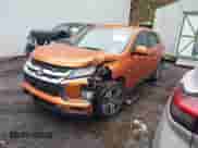 2024 Mitsubishi Outlander S z VIN JA4ARUAU2RU009494, wystawiony jako IAAI lot #43594729 z przebiegiem 37 503 mil mil oraz . Historia ofert i sprzedaży dostępna na DreamBid. Obrazek 2.