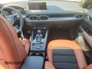 ✅ 2025 Mazda CX-5 Carbon Edition • VIN: JM3KFBAY8S0545588 • Лот: 68694045. Опубликован ранее на Copart с пробегом 2 300 миль. Бесплатный доступ к архиву аукционных продаж из США и подробный отчёт об истории автомобиля на DreamBid. Изображение 8.