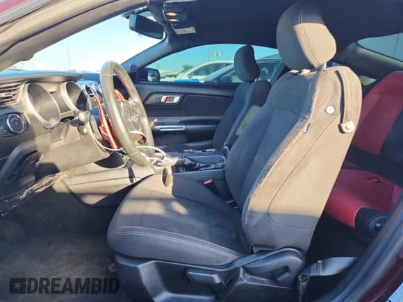 ✅ 2018 Ford Mustang EcoBoost • VIN: 1FA6P8TH4J5185542 • Lot: 91368655. Listed on Copart with 101,059 mi. Free auction sales archive from the USA and detailed vehicle history report at DreamBid. Image 7.