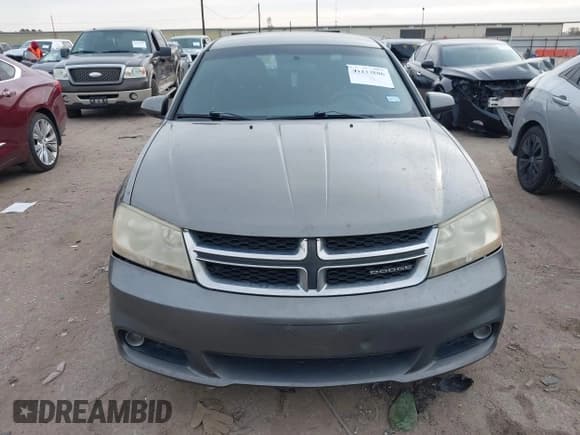 ✅ 2011 Dodge Avenger Heat • VIN: 1B3BD1FG3BN593772 • Лот: 41333806. Опубликован ранее на IAAI с пробегом 136 734 миль. Бесплатный доступ к архиву аукционных продаж из США и подробный отчёт об истории автомобиля на DreamBid. Изображение 13.