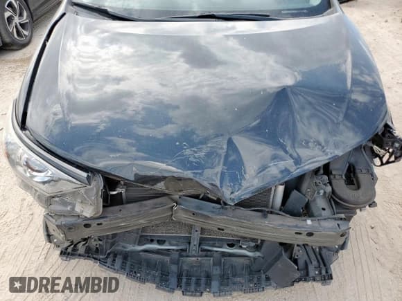 ✅ 2018 Toyota Corolla • VIN: JTNKARJE6JJ555384 • Lot: 85893095. Listed on Copart with 118,966 mi. Free auction sales archive from the USA and detailed vehicle history report at DreamBid. Image 11.