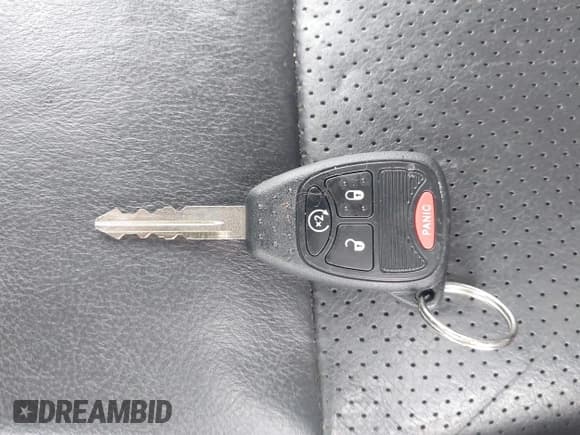 ✅ 2015 Jeep Compass High Altitude • VIN: 1C4NJDEB3FD208296 • Лот: 43291611. Опубликован ранее на IAAI с пробегом 106 078 миль. Бесплатный доступ к архиву аукционных продаж из США и подробный отчёт об истории автомобиля на DreamBid. Изображение 11.