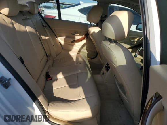 ✅ 2013 BMW 3 Series 328i • VIN: WBA3A5G52DNP19023 • Lot: 54585875. Listed on Copart with 153,231 mi. Free auction sales archive from the USA and detailed vehicle history report at DreamBid. Image 10.