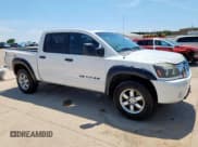 ✅ 2011 Nissan Titan Pro-4X • VIN: 1N6BA0EC0BN301945 • Лот: 58733695. Опубликован ранее на Copart с пробегом 205 752 миль. Бесплатный доступ к архиву аукционных продаж из США и подробный отчёт об истории автомобиля на DreamBid. Изображение 4.