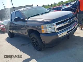 ✅ 2011 Chevrolet Silverado 1500 LT • VIN: 1GCRCSEA7BZ233349 • Lot: 42015179. Listed on IAAI with 324,992 mi. Free auction sales archive from the USA and detailed vehicle history report at DreamBid. Image 1.