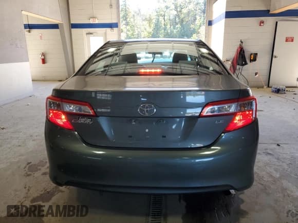 ✅ 2013 Toyota Camry XLE • VIN: 4T4BF1FK1DR288326 • Lot: 86193825. Wystawiony na Copart z przebiegiem 178 293 mil. Bezpłatny archiwum sprzedaży aukcyjnych z USA i szczegółowy raport historii pojazdu na DreamBid. Zdjęcie 6.