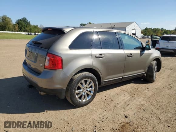 ✅ 2013 Ford Edge SEL • VIN: 2FMDK4JC7DBE35822 • Lot: 81378725. Wystawiony na Copart z przebiegiem 154 855 mil. Bezpłatny archiwum sprzedaży aukcyjnych z USA i szczegółowy raport historii pojazdu na DreamBid. Zdjęcie 3.