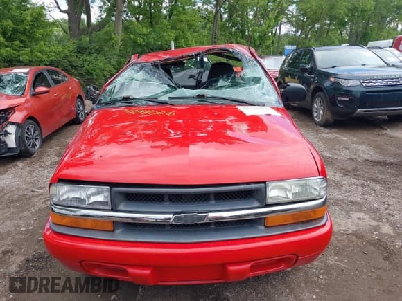 ✅ 2000 Chevrolet S-10 LS • VIN: 1GCCS14WXYK152055 • Лот: 42341006. Опубликован ранее на IAAI с пробегом 153 424 миль. Бесплатный доступ к архиву аукционных продаж из США и подробный отчёт об истории автомобиля на DreamBid. Изображение 12.