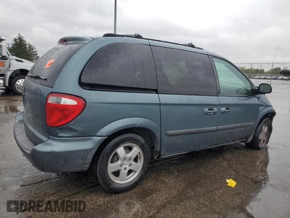 ✅ 2005 Dodge Caravan SXT • VIN: 1D4GP45R35B361360 • Лот: 90358465. Опубликован ранее на Copart с пробегом Не указан. Бесплатный доступ к архиву аукционных продаж из США и подробный отчёт об истории автомобиля на DreamBid. Изображение 3.