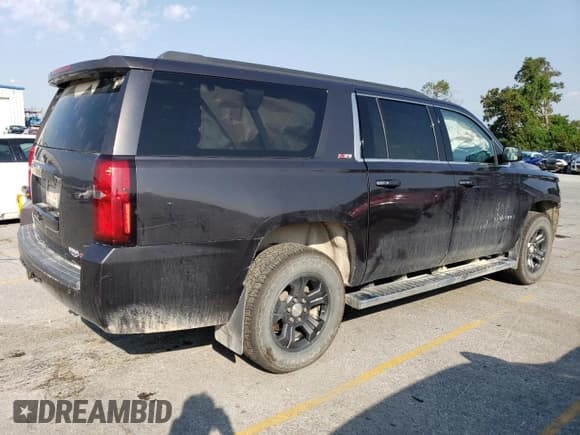 ✅ 2015 Chevrolet Suburban LT • VIN: 1GNSKJKC3FR637394 • Lot: 69036314. Wystawiony na Copart z przebiegiem 183 829 mil. Bezpłatny archiwum sprzedaży aukcyjnych z USA i szczegółowy raport historii pojazdu na DreamBid. Zdjęcie 3.