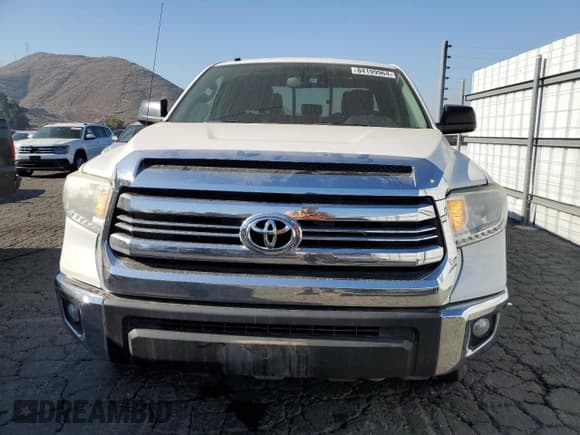 ✅ 2017 Toyota Tundra SR • VIN: 5TFTY5F16HX009503 • Lot: 84199964. Listed on Copart with 119,255 mi. Free auction sales archive from the USA and detailed vehicle history report at DreamBid. Image 5.