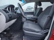 ✅ 2008 Dodge Grand Caravan SE • VIN: 2D8HN44H88R641928 • Lot: 93752005. Listed on Copart with 210,079 mi. Free auction sales archive from the USA and detailed vehicle history report at DreamBid. Image 7.