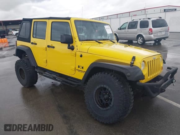 ✅ 2008 Jeep Wrangler Unlimited X • VIN: 1J4GA39188L645430 • Lot: 41931639. Wystawiony na IAAI z przebiegiem 172 837 mil. Bezpłatny archiwum sprzedaży aukcyjnych z USA i szczegółowy raport historii pojazdu na DreamBid. Zdjęcie 1.