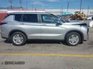 ✅ 2022 Mitsubishi Outlander ES • VIN: JA4J4TA80NZ006912 • Lot: 43494272. Listed on IAAI with 46,378 mi. Free auction sales archive from the USA and detailed vehicle history report at DreamBid. Image 13.